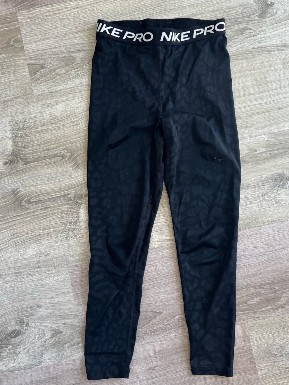 Nike Pro Black Leopard Print Leggings